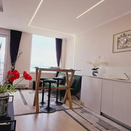 Апартаменты 02,sea View *