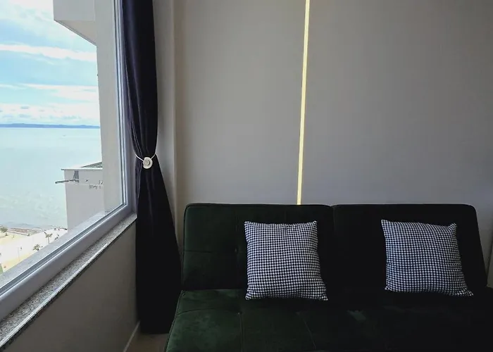 02,sea View